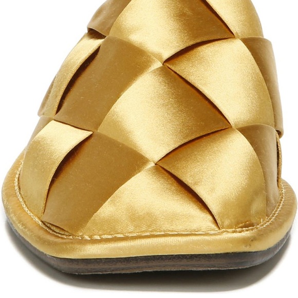 🌹🌹NWT Size 10 Women’s Sam Edelman Woven Gold Satin Mules. Comfortable Casual - Picture 3 of 5